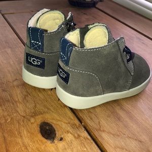 New without tags Baby Boy Ugg Boots size 4/5